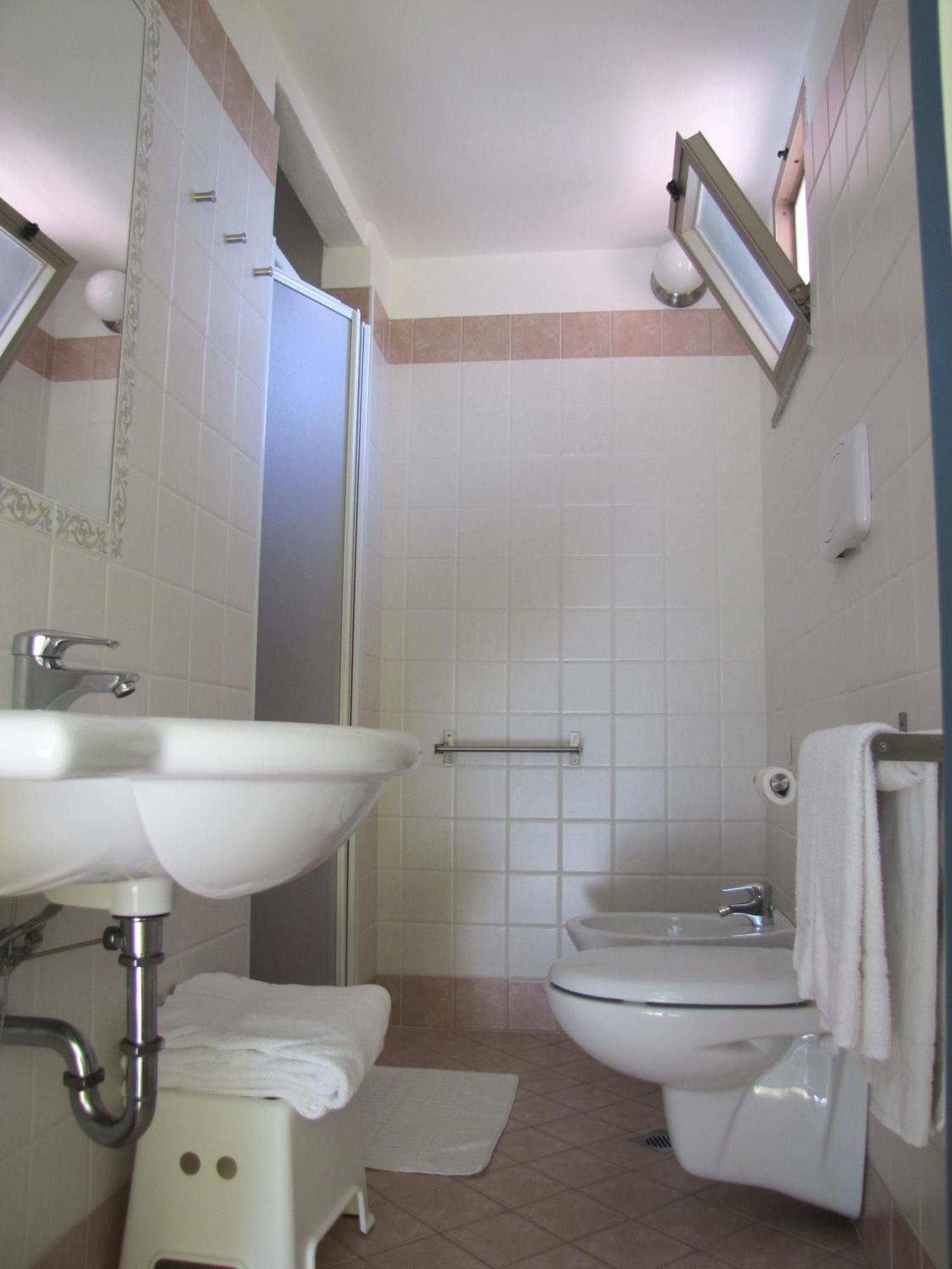 Hotel Etna - Nuova Gestione Romagnola All-Inclusive Spiaggia Parcheggio Riccione Exteriör bild