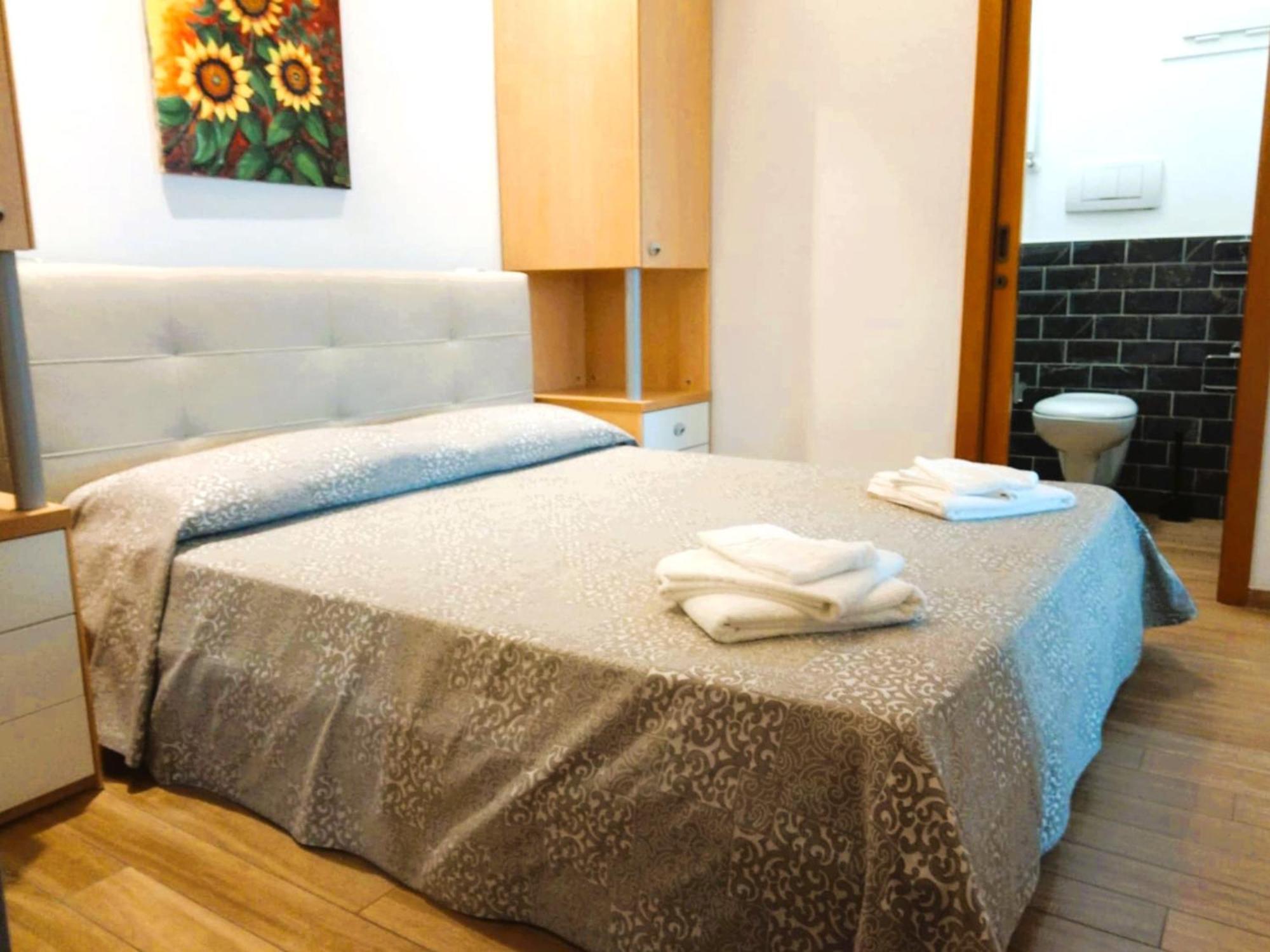 Hotel Etna - Nuova Gestione Romagnola All-Inclusive Spiaggia Parcheggio Riccione Exteriör bild